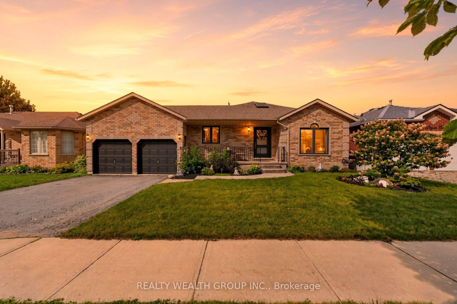 83 Logan Court • Barrie, ON photo 1