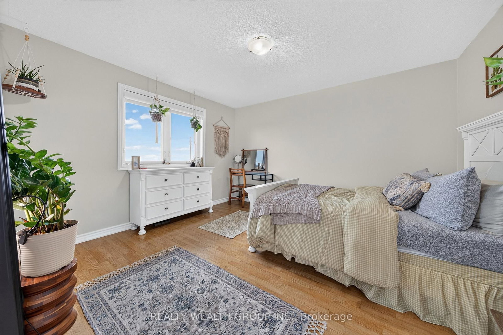 83 Logan Court • Barrie, ON photo 18