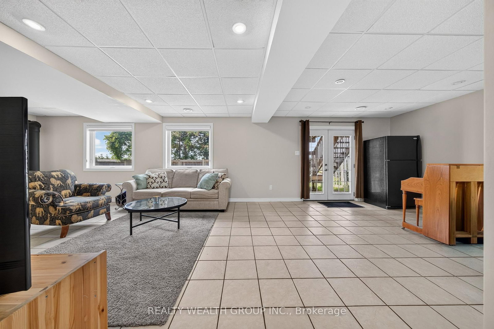 83 Logan Court • Barrie, ON photo 23