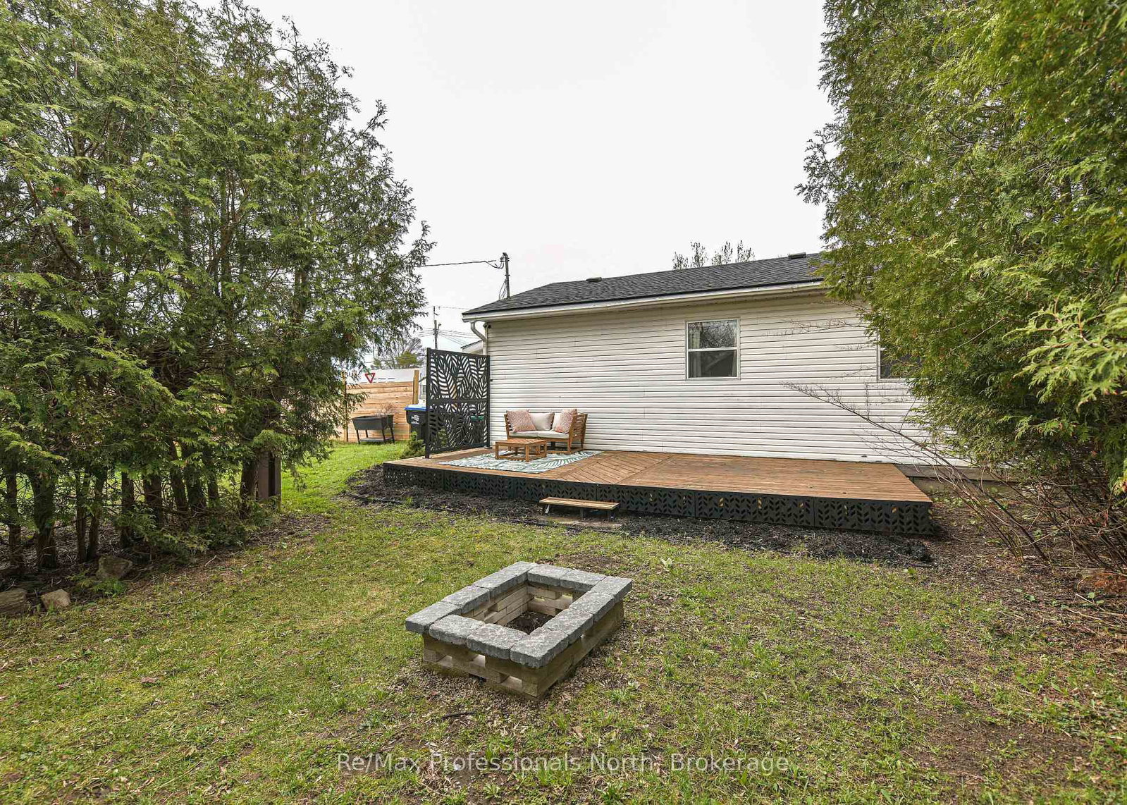817 Eighth Avenue • Tay, ON photo 8