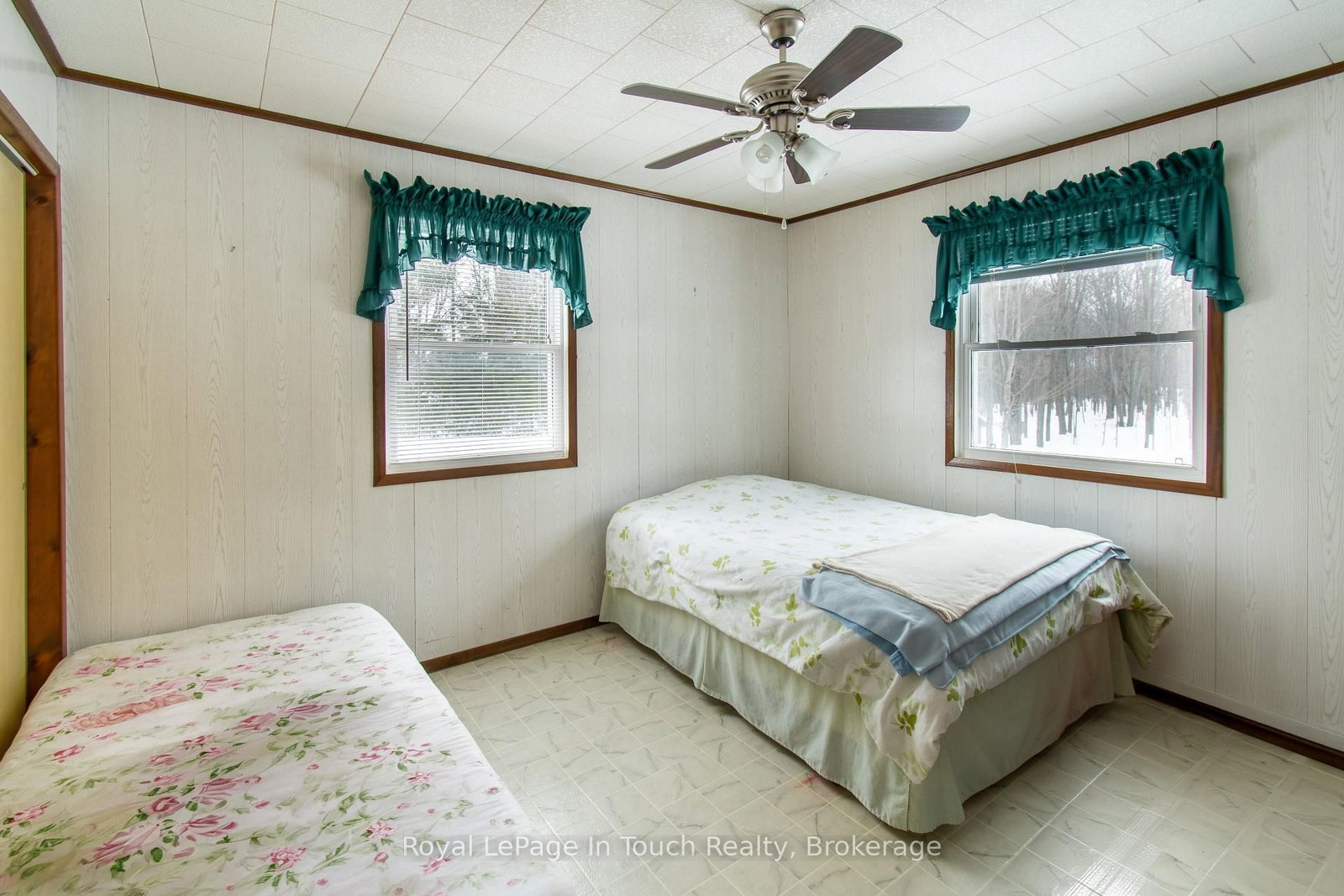 874 Cedar Point Road • Tiny, ON photo 15