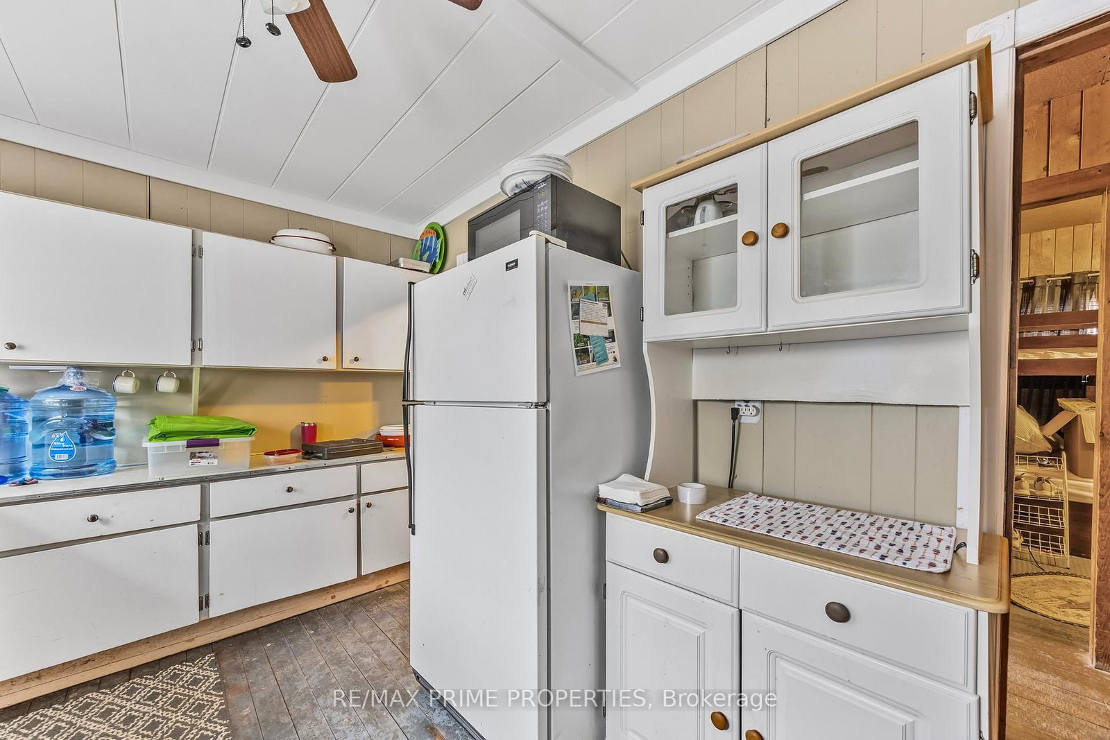 1947 Woods Bay Road • Severn, ON photo 8