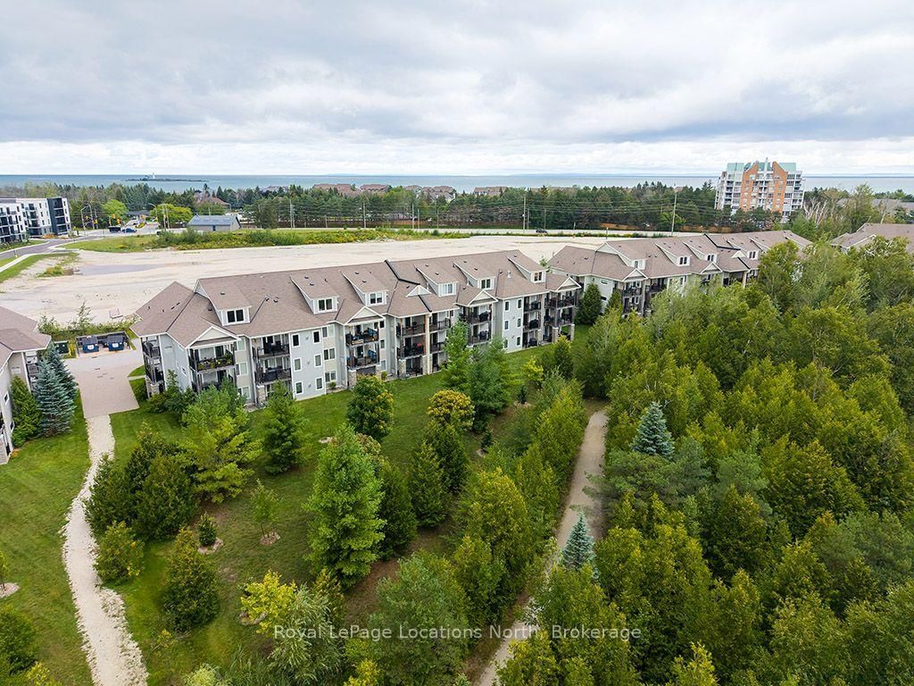 8 Brandy Lane Drive • #303 • Collingwood, ON photo 36
