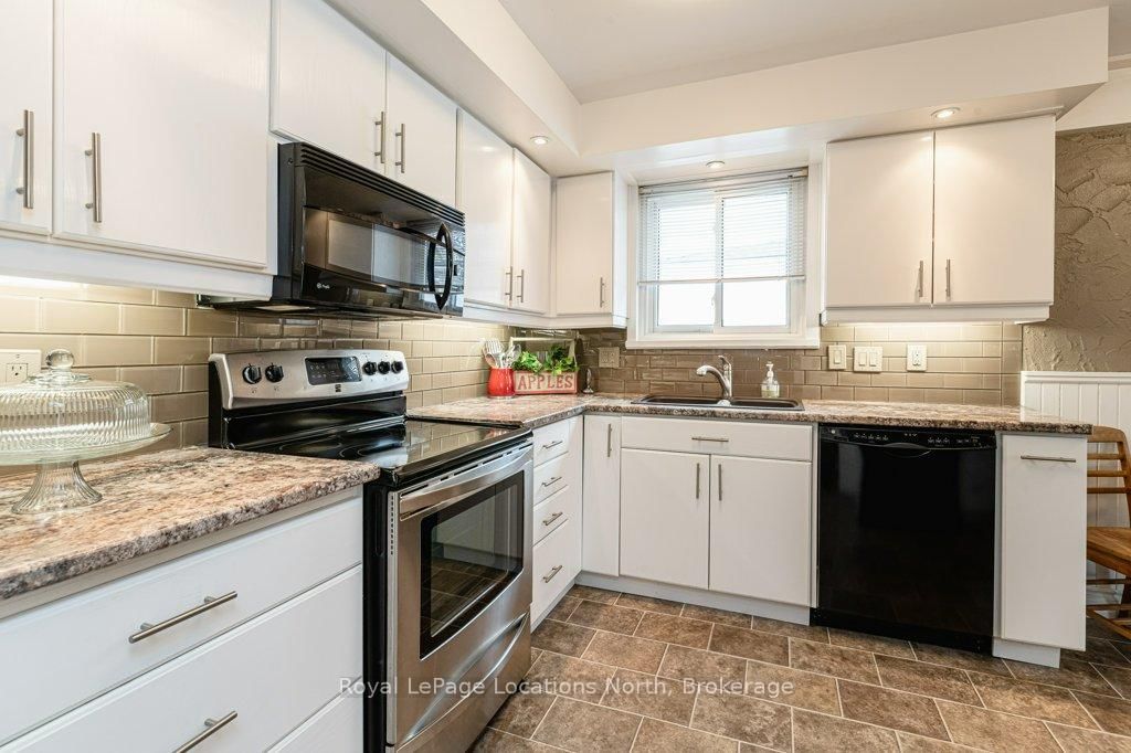 269 Pine Drive • Barrie, ON photo 17