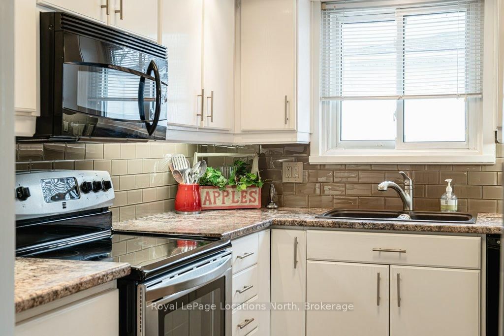 269 Pine Drive • Barrie, ON photo 18