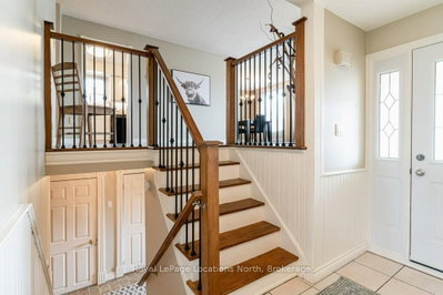 269 Pine Drive • Barrie, ON photo 5