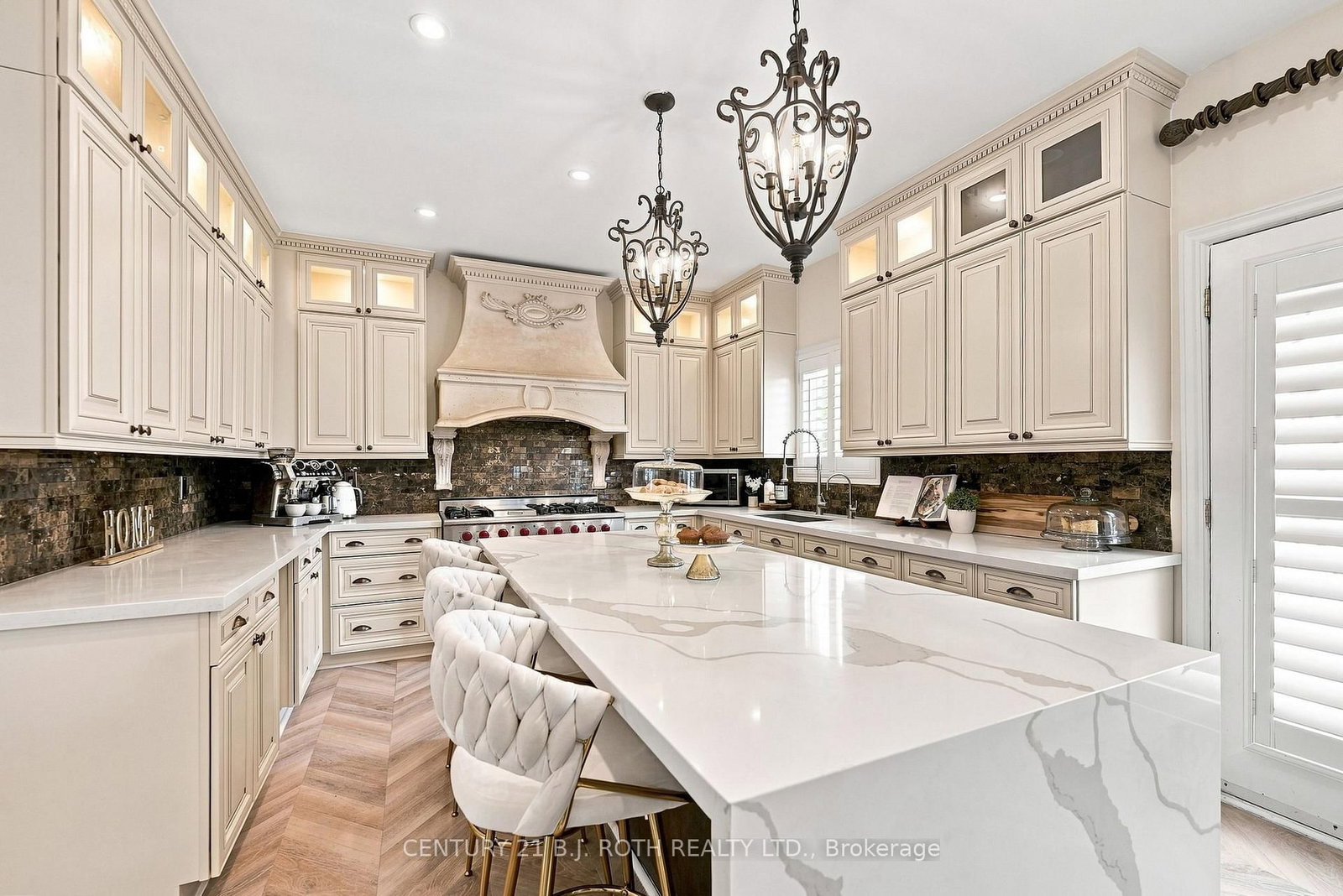 134 Sandringham Drive • Barrie, ON photo 11
