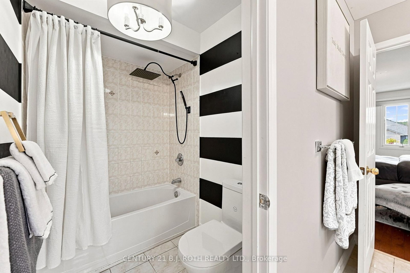 134 Sandringham Drive • Barrie, ON photo 31