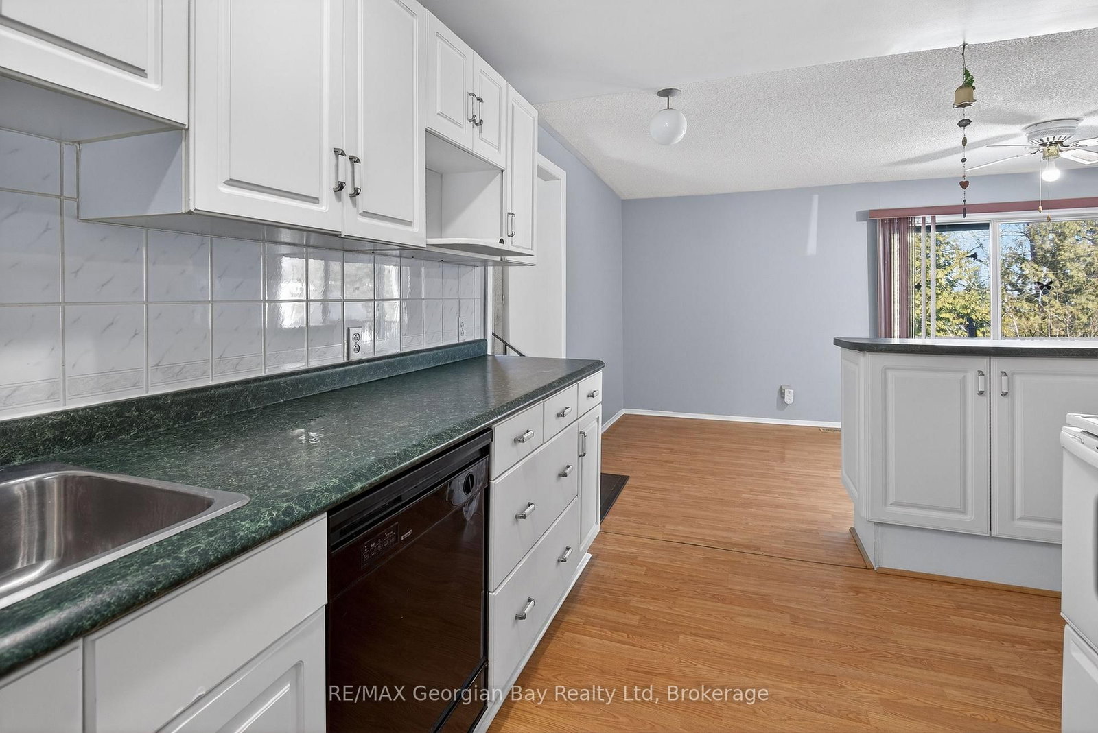 2407 Rumney Road • Tay, ON photo 4