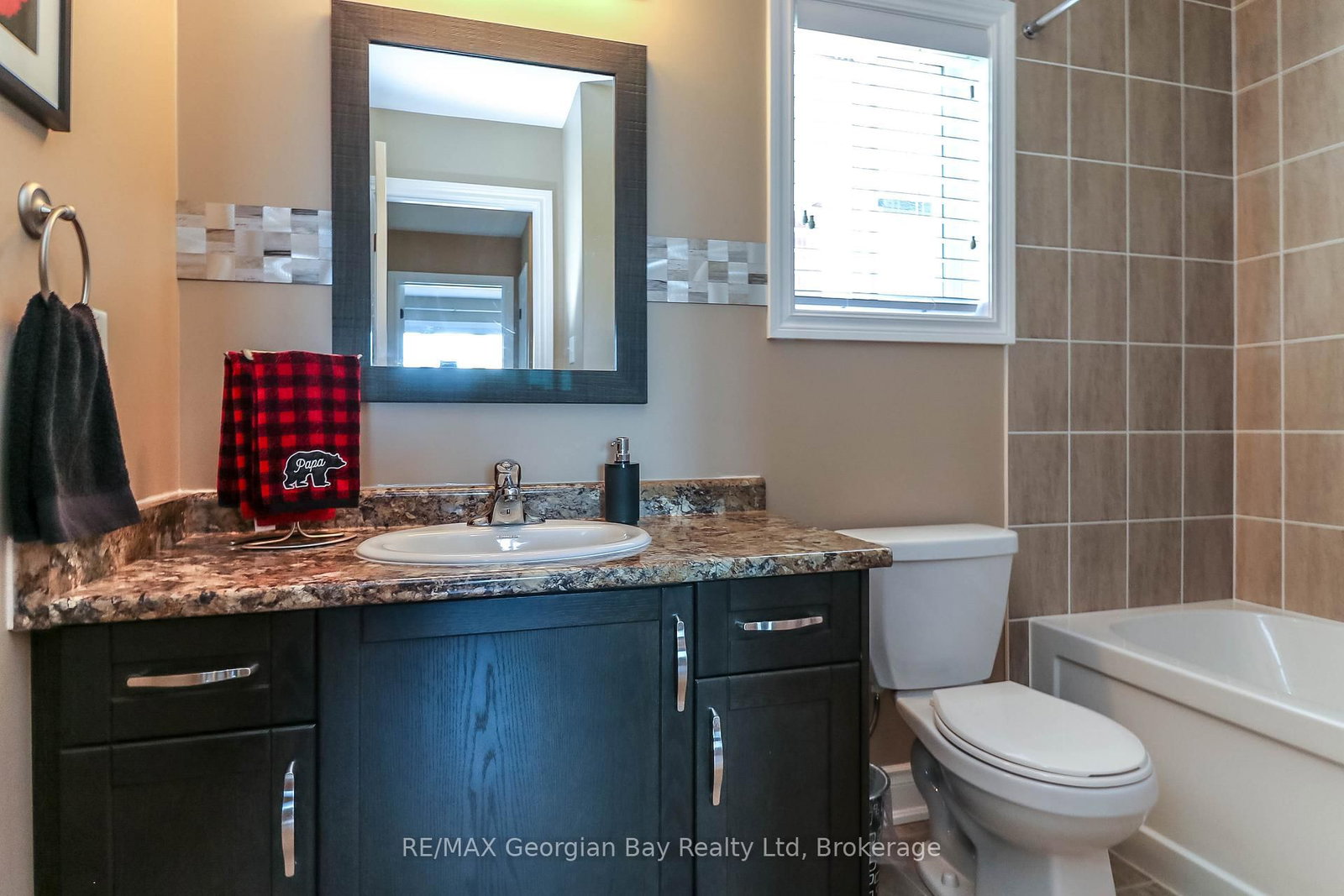 936 Jordeli Lane • Midland, ON photo 27