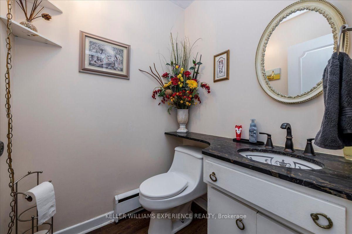 298 Seventh Street • Midland, ON photo 17