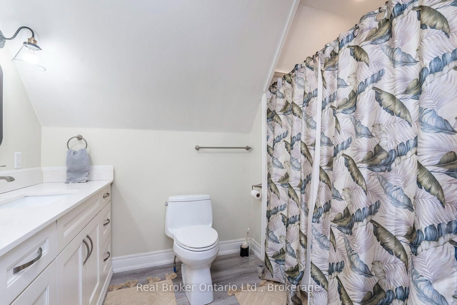 151 Main Street • Penetanguishene, ON photo 19