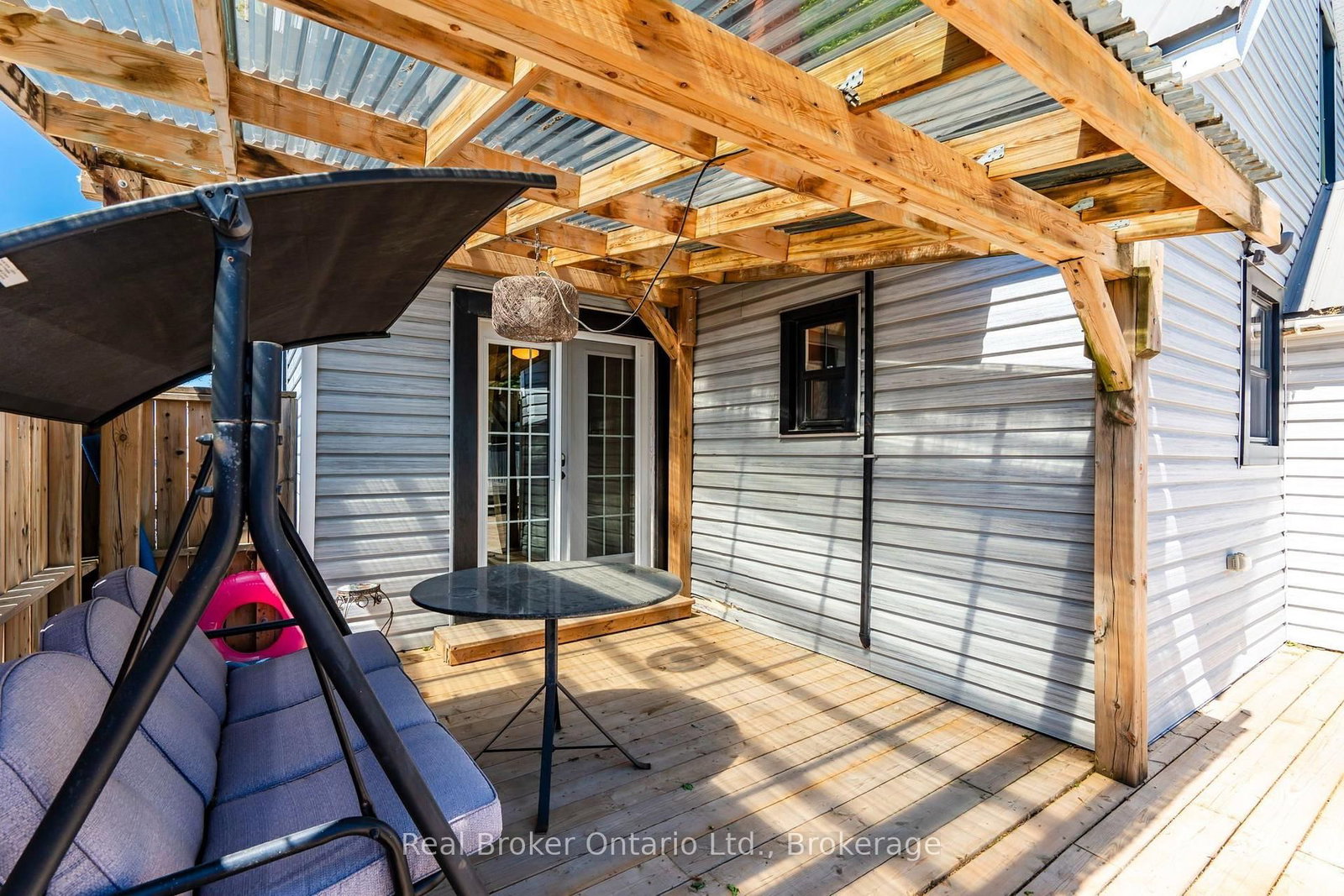 151 Main Street • Penetanguishene, ON photo 22