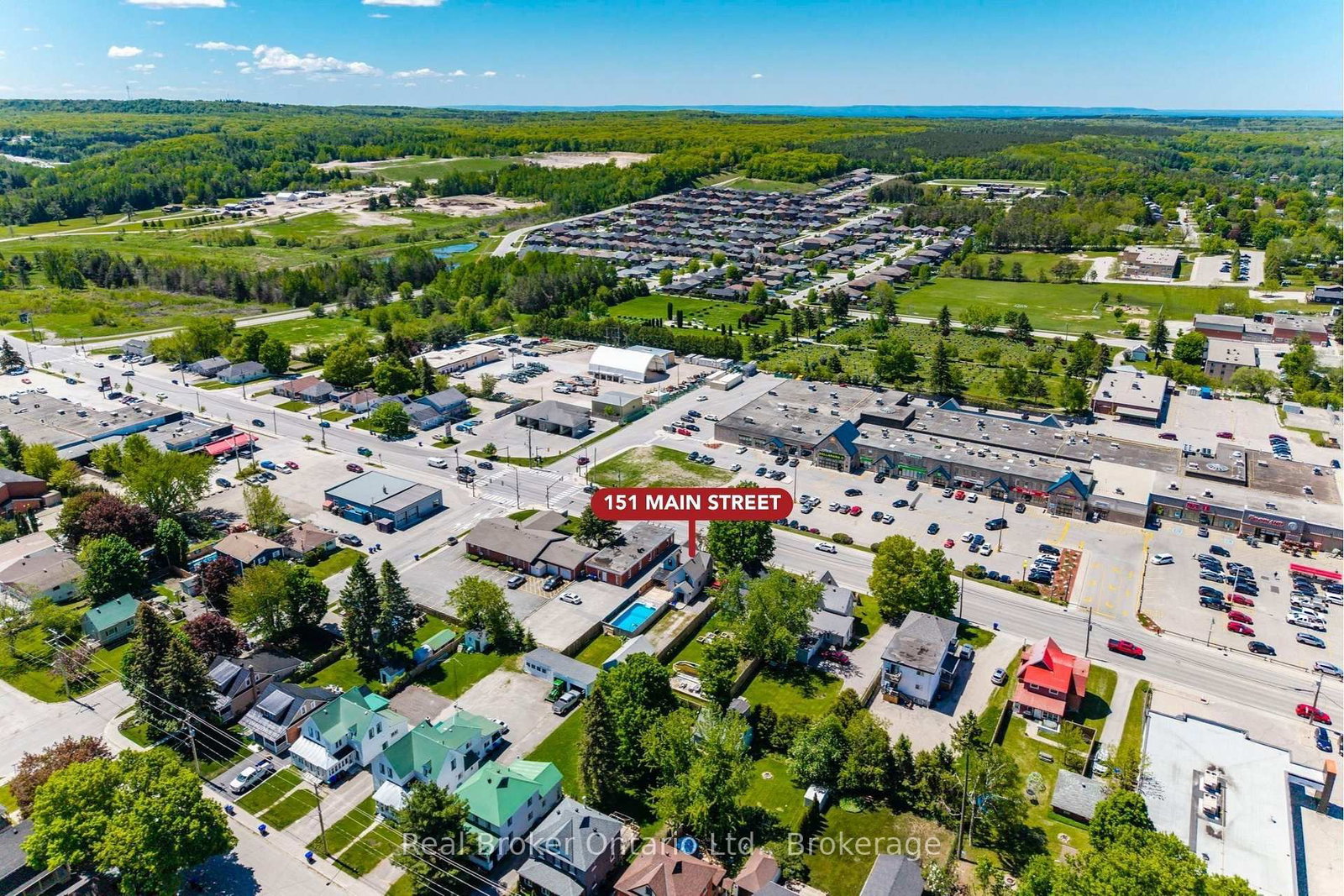 151 Main Street • Penetanguishene, ON photo 32