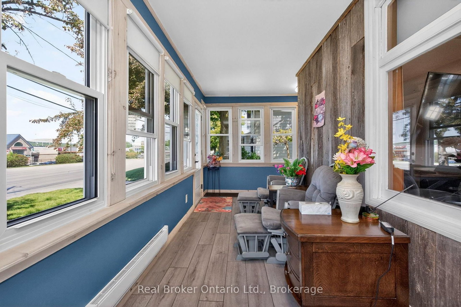 151 Main Street • Penetanguishene, ON photo 6
