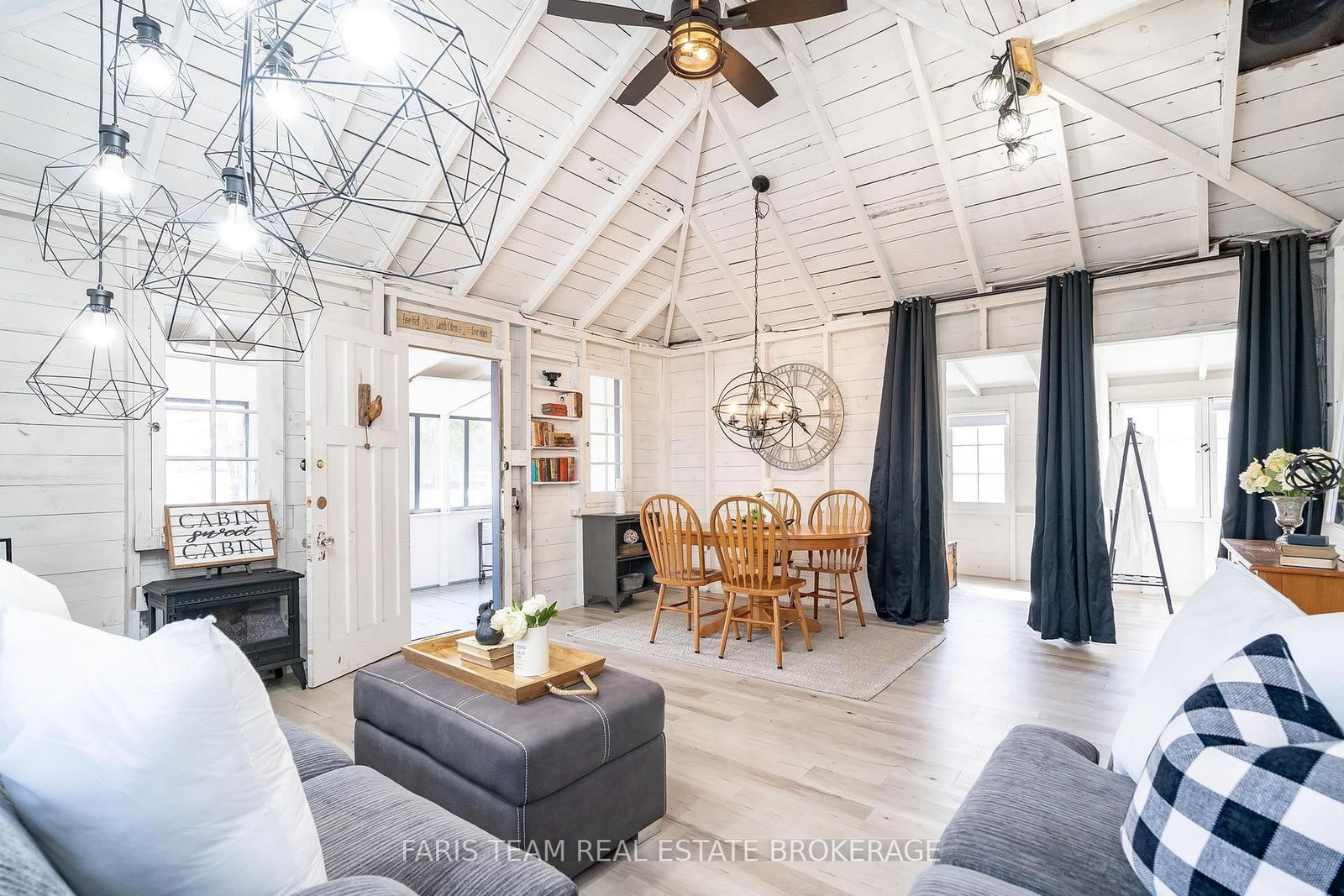 365 Robins Point Road • Tay, ON photo 12