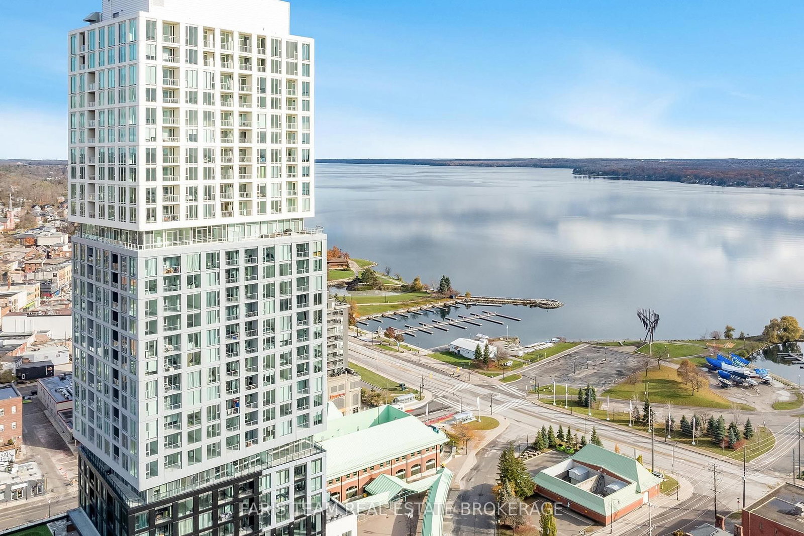 39 Mary Street • #3301 • Barrie, ON photo 34