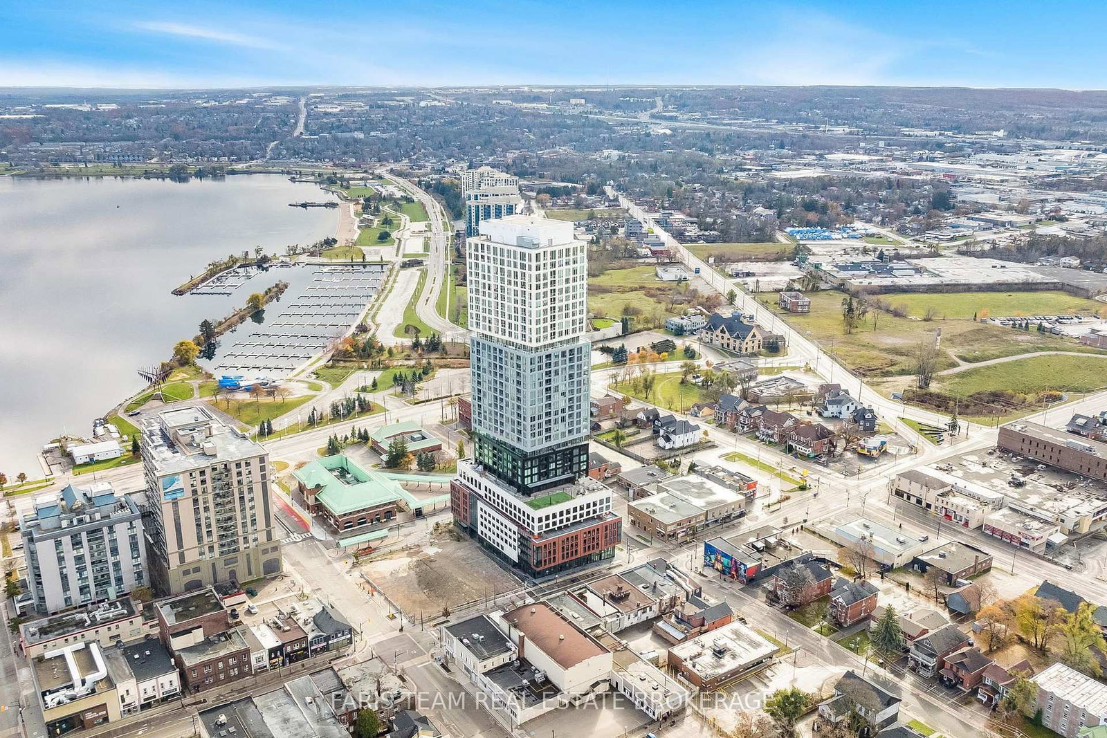 39 Mary Street • #3301 • Barrie, ON photo 37