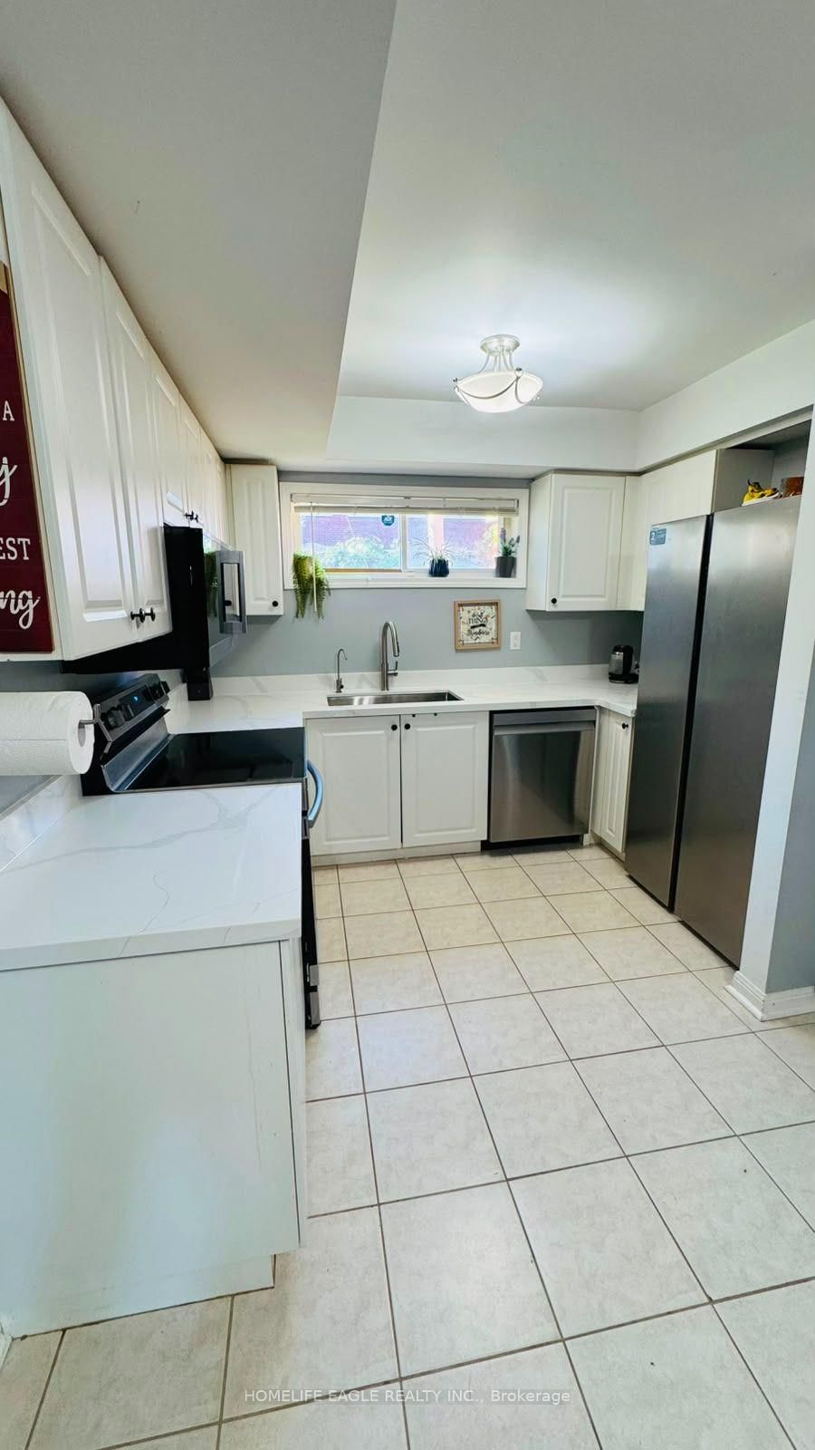 235 Ferndale Drive S • #13 • Barrie, ON photo 4