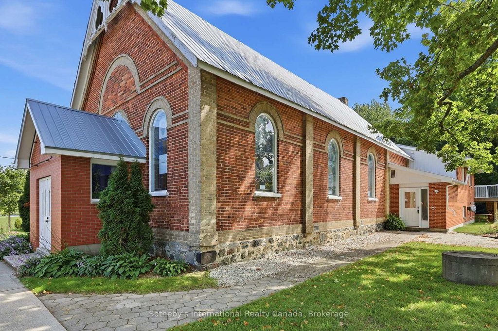 C - 22 MELVILLE Street 3
