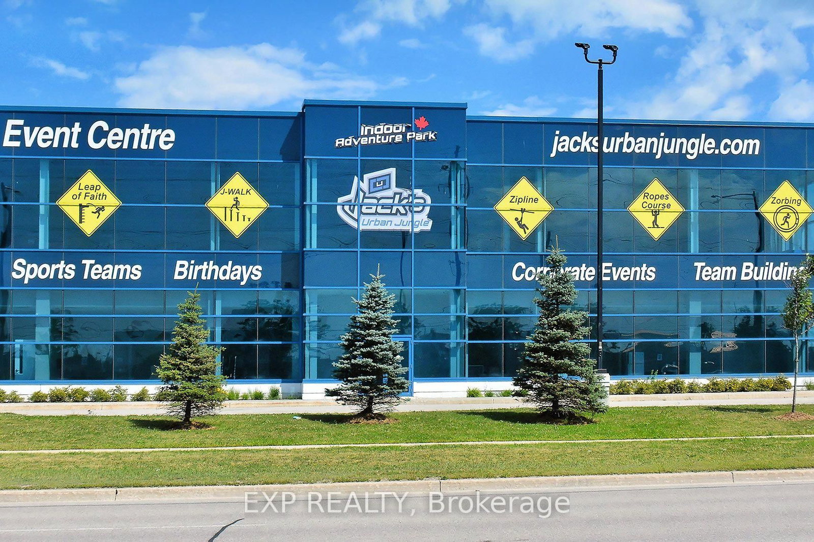 106 Mabern Street • Barrie, ON photo 47