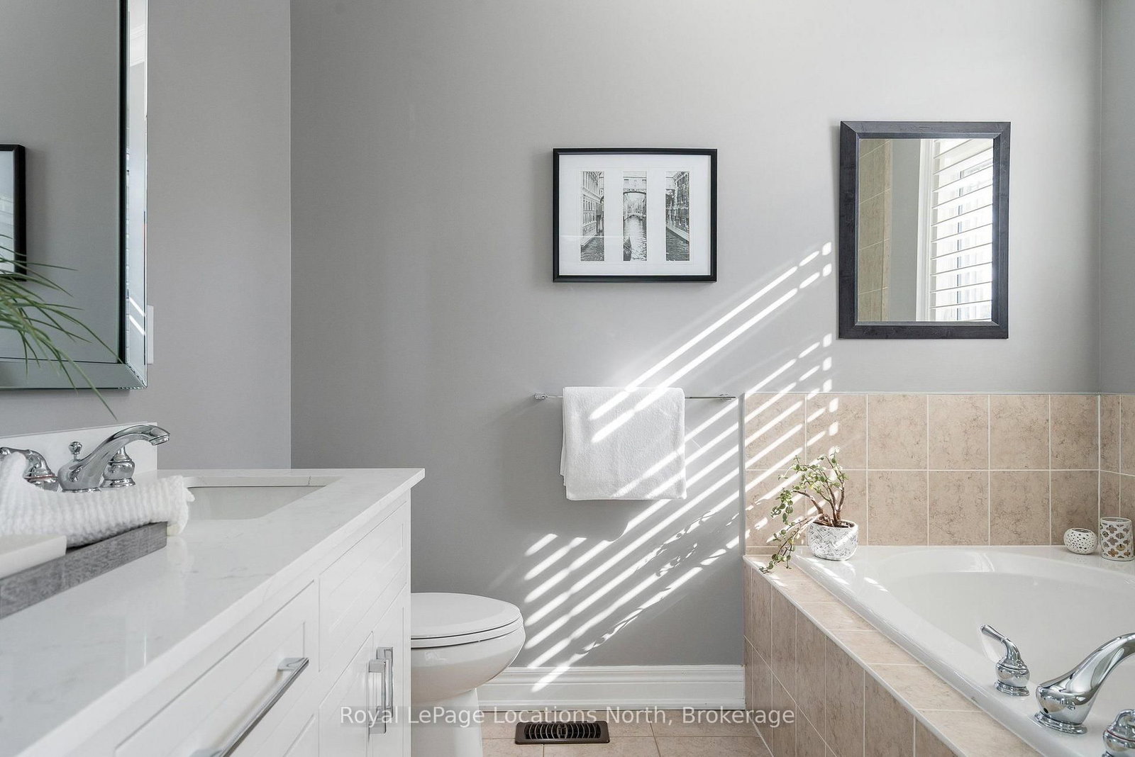 35 SIDE LAUNCH Way • Collingwood, ON photo 26