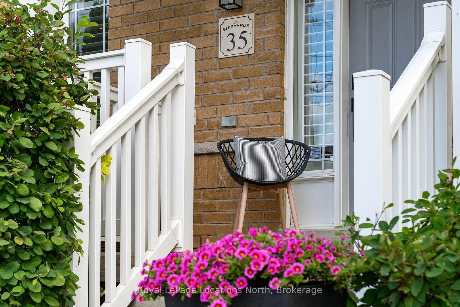 35 SIDE LAUNCH Way • Collingwood, ON photo 3