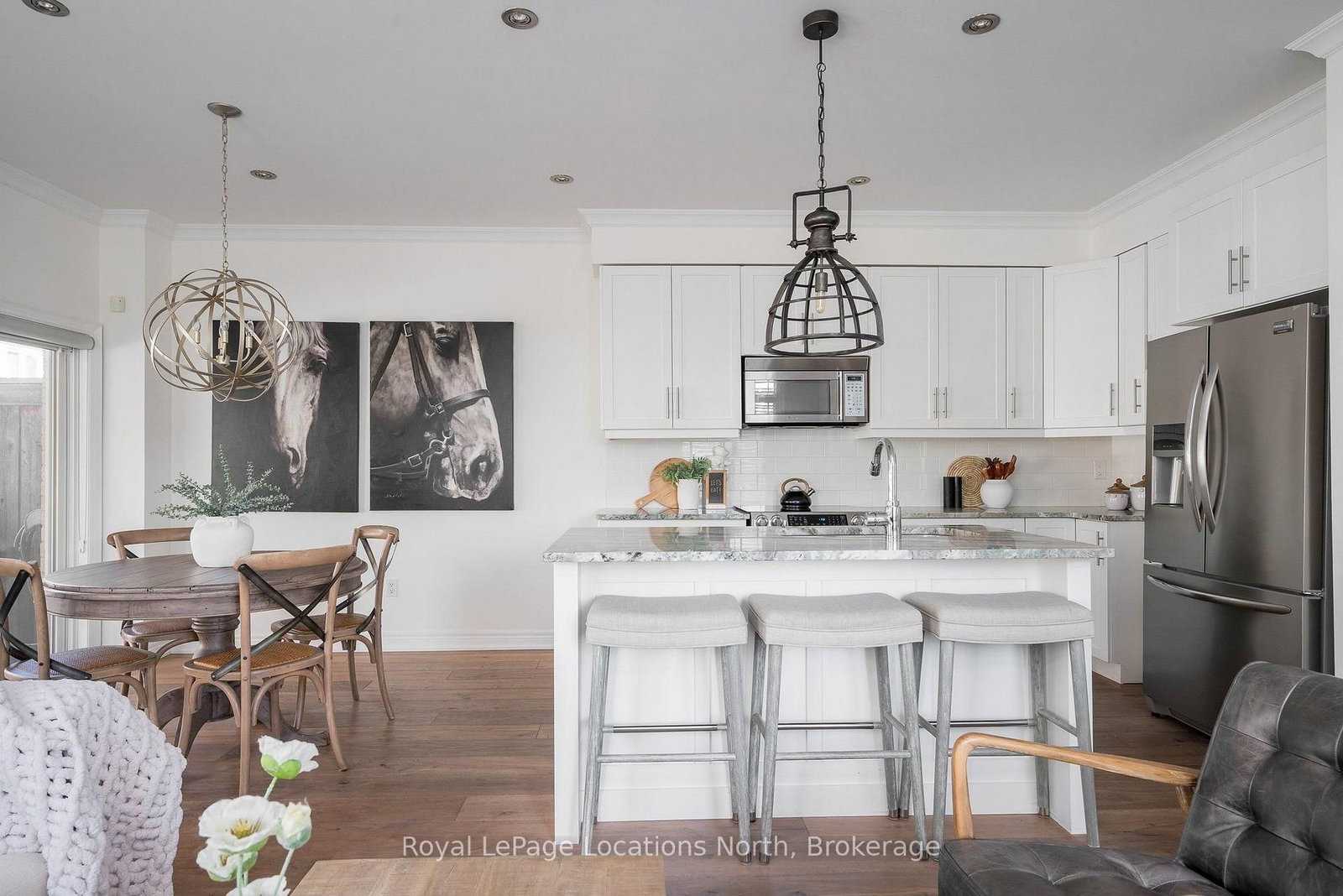 35 SIDE LAUNCH Way • Collingwood, ON photo 6