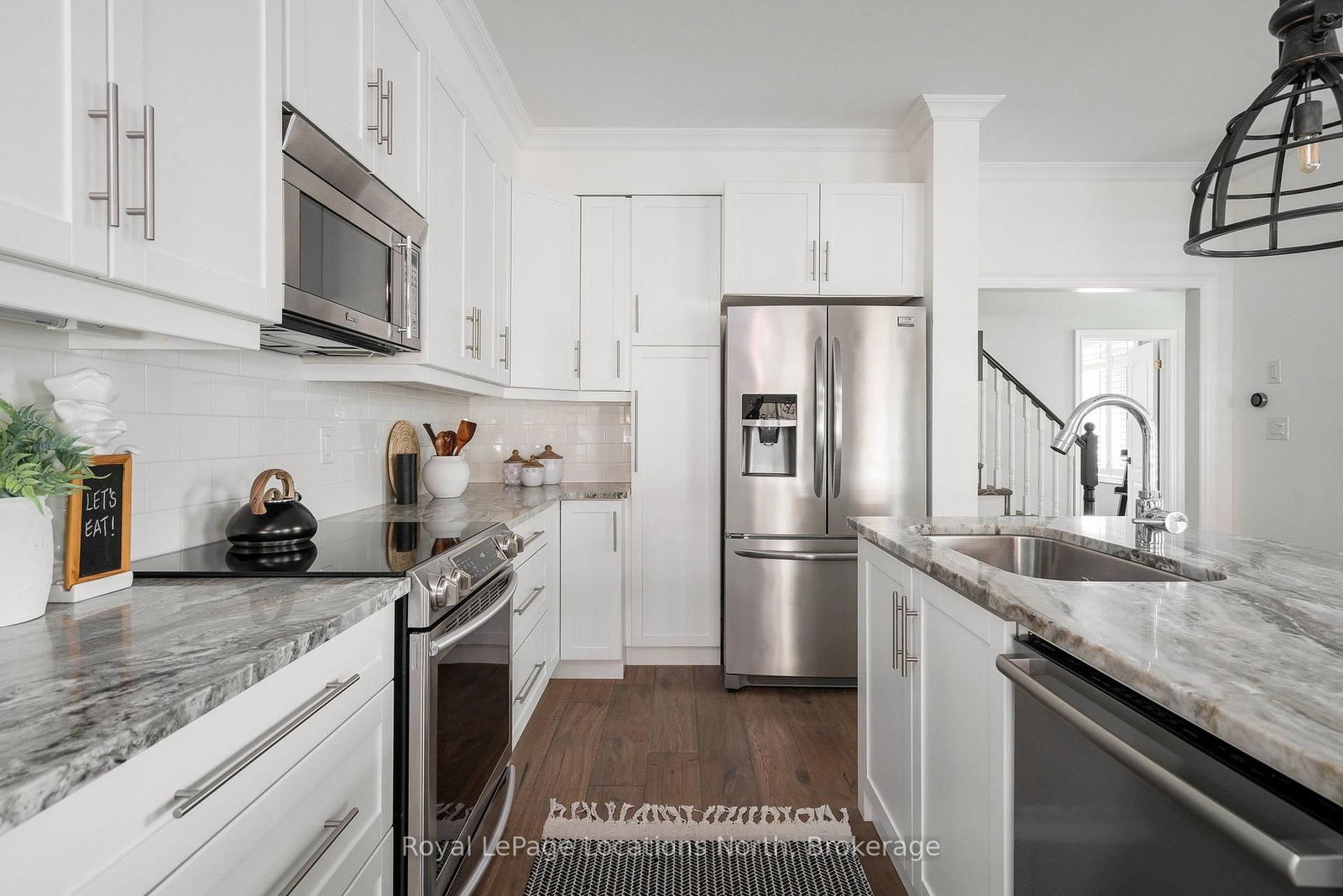 35 SIDE LAUNCH Way • Collingwood, ON photo 8