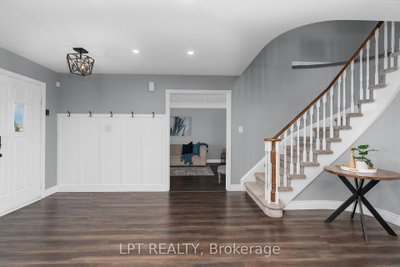 47 Northview Crescent • Barrie, ON photo 5