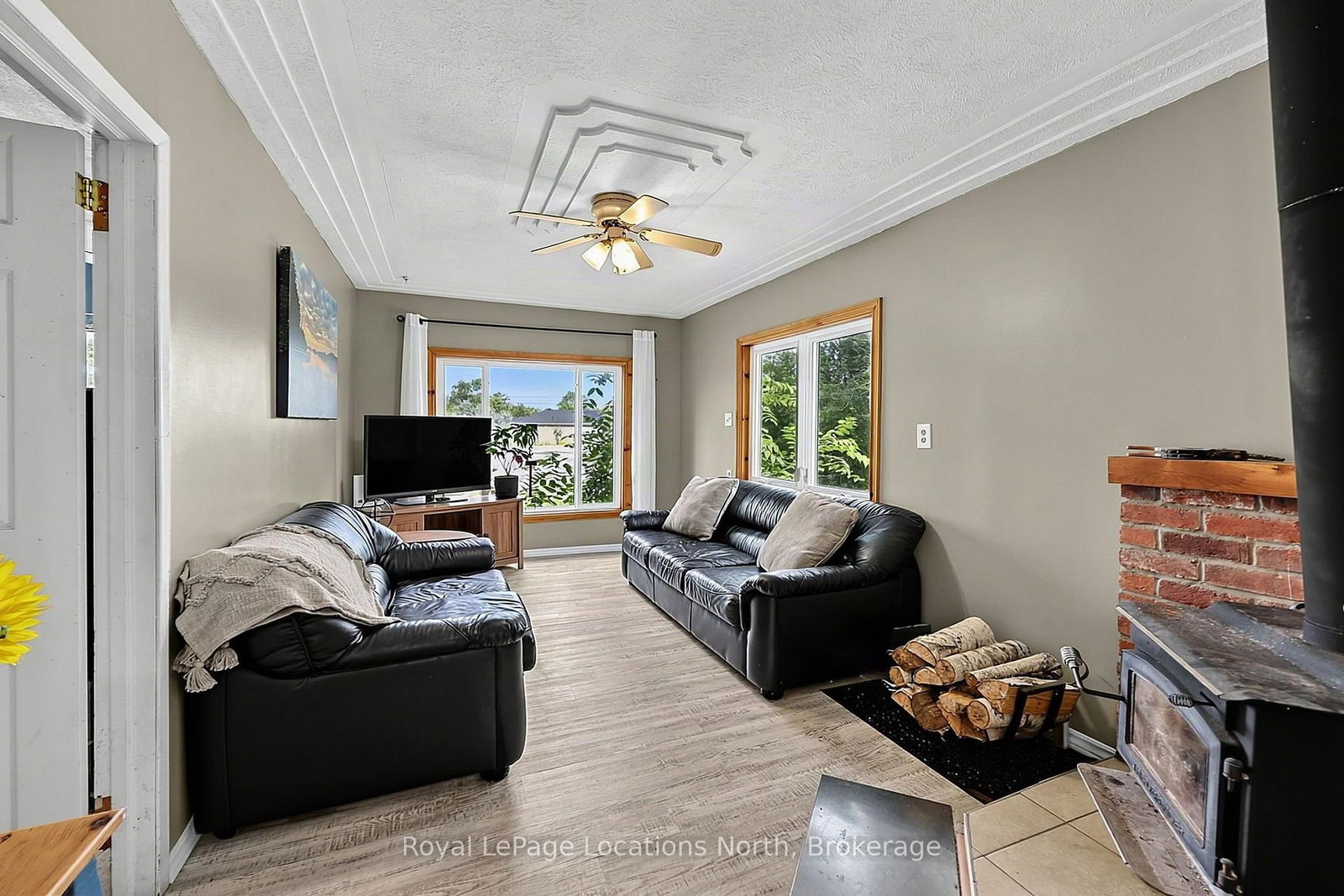 9031 Beachwood Road • Wasaga Beach, ON photo 14