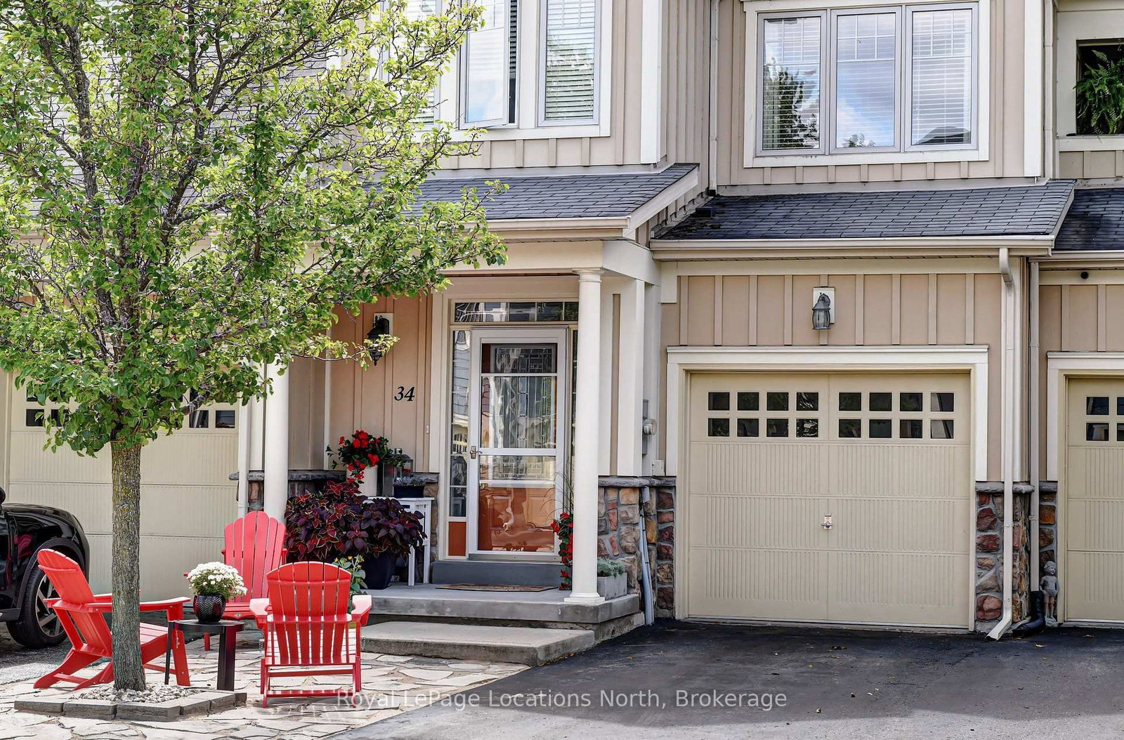 34 Savannah Crescent • Wasaga Beach, ON photo 3