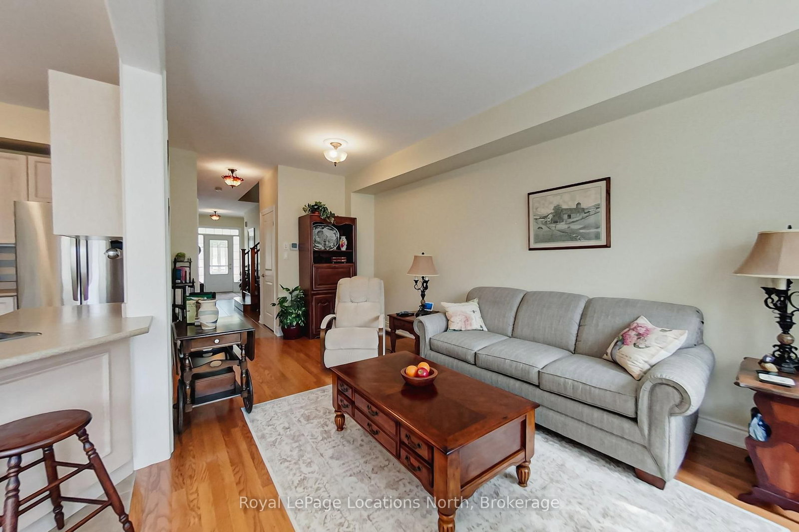 34 Savannah Crescent • Wasaga Beach, ON photo 8