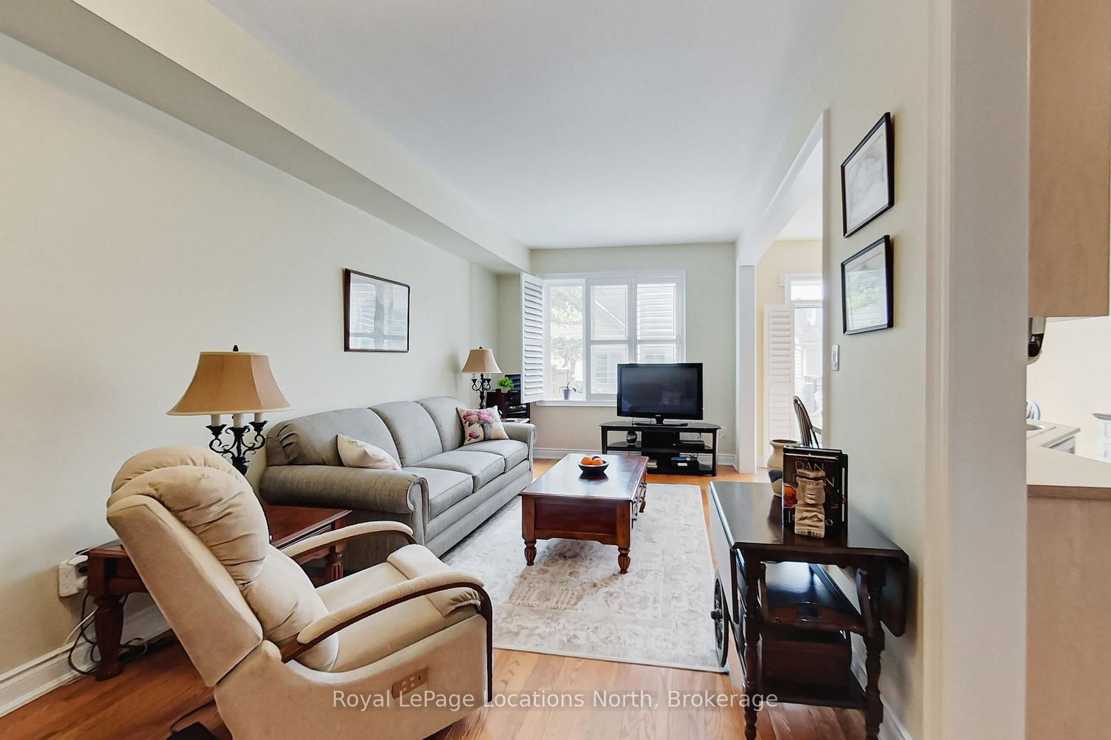 34 Savannah Crescent • Wasaga Beach, ON photo 9