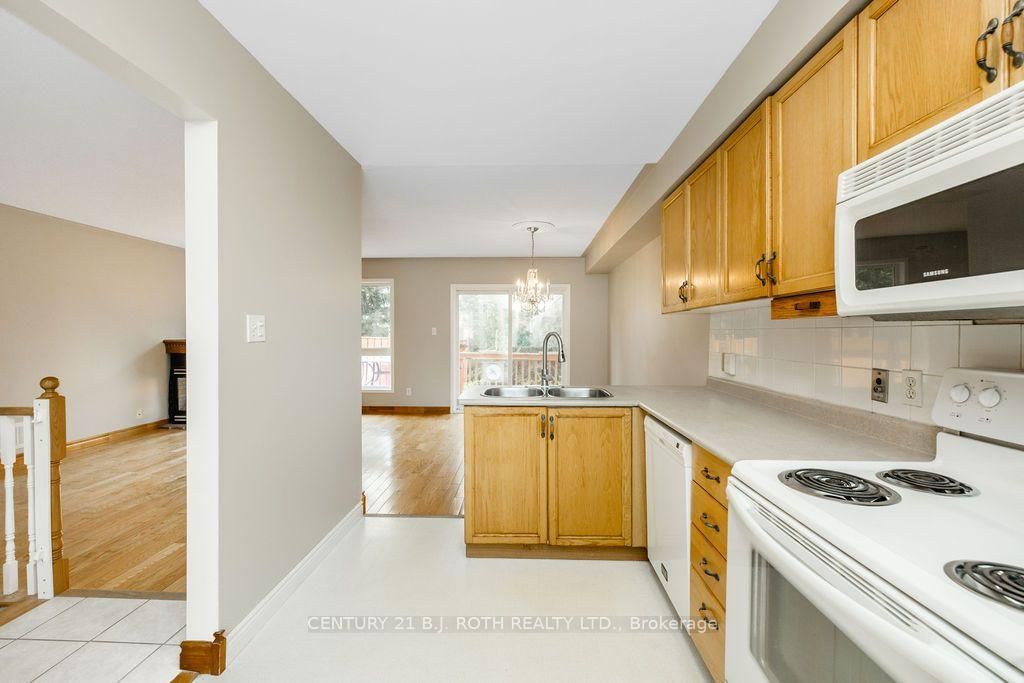 24 Ashton Street • Orillia, ON photo 10