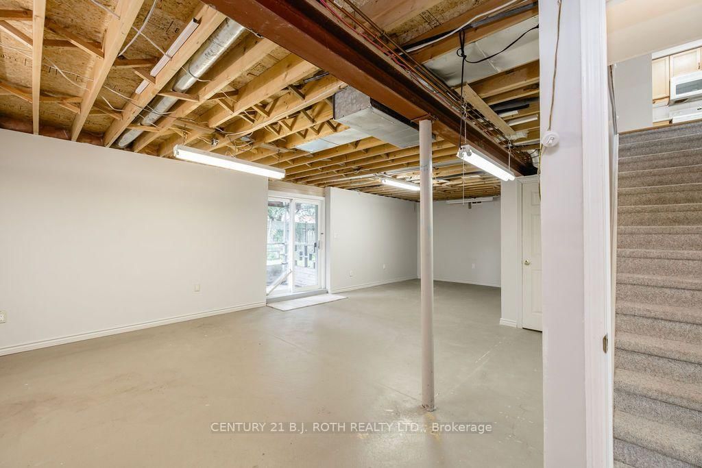 24 Ashton Street • Orillia, ON photo 27