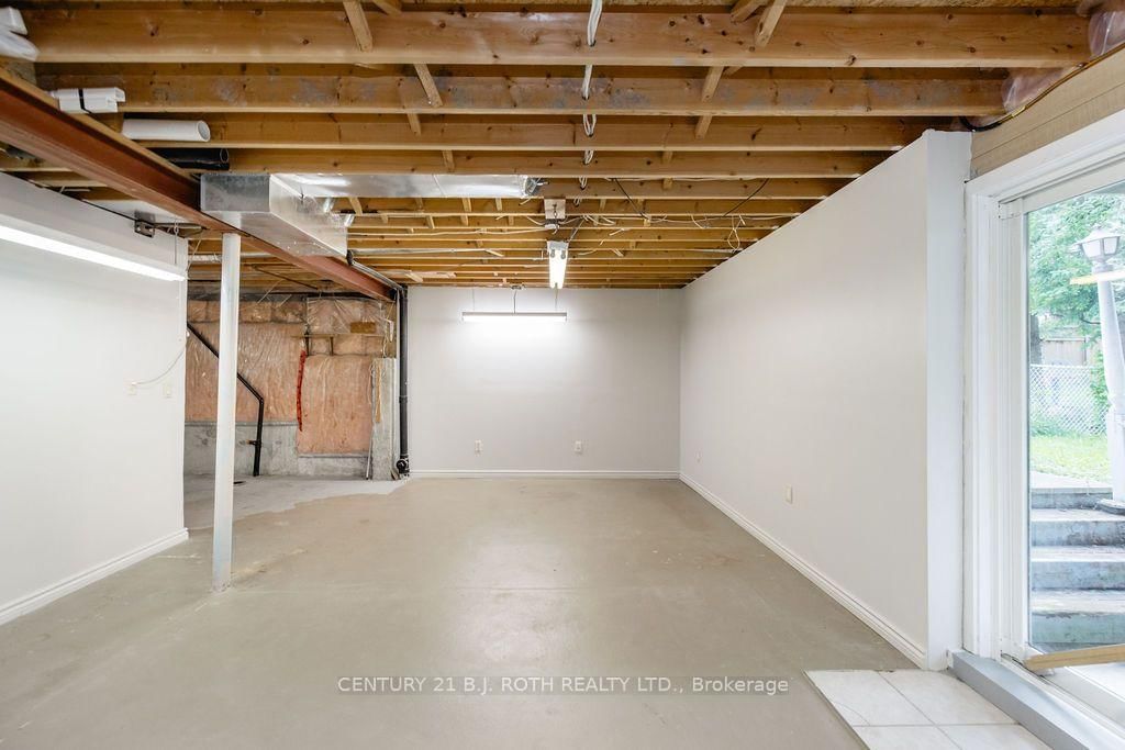 24 Ashton Street • Orillia, ON photo 28