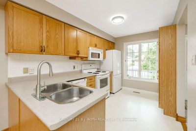 24 Ashton Street • Orillia, ON photo 3