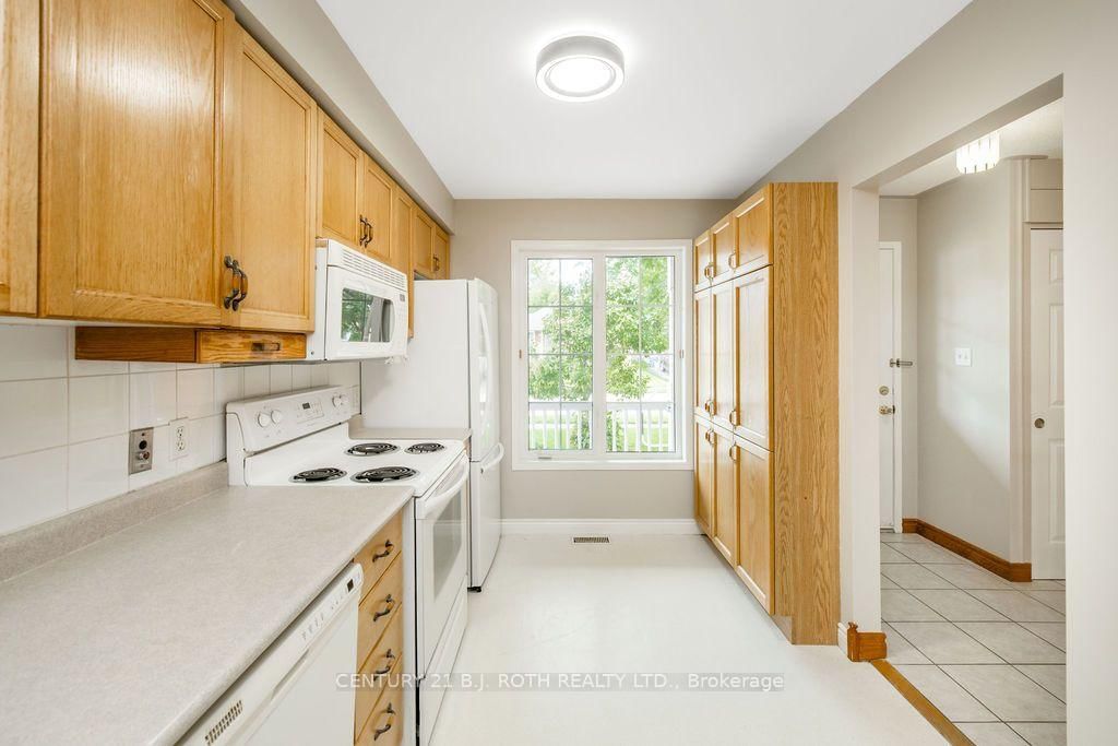 24 Ashton Street • Orillia, ON photo 9