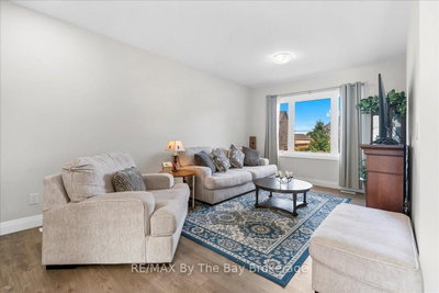 146 Mary Street • Clearview, ON photo 7