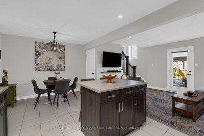 13 Foley Crescent • Collingwood, ON photo 3