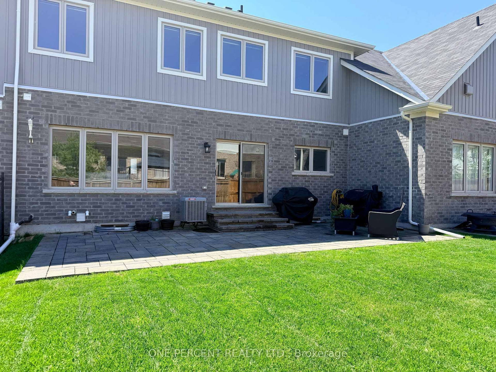 52 Bianca Crescent • Wasaga Beach, ON photo 3