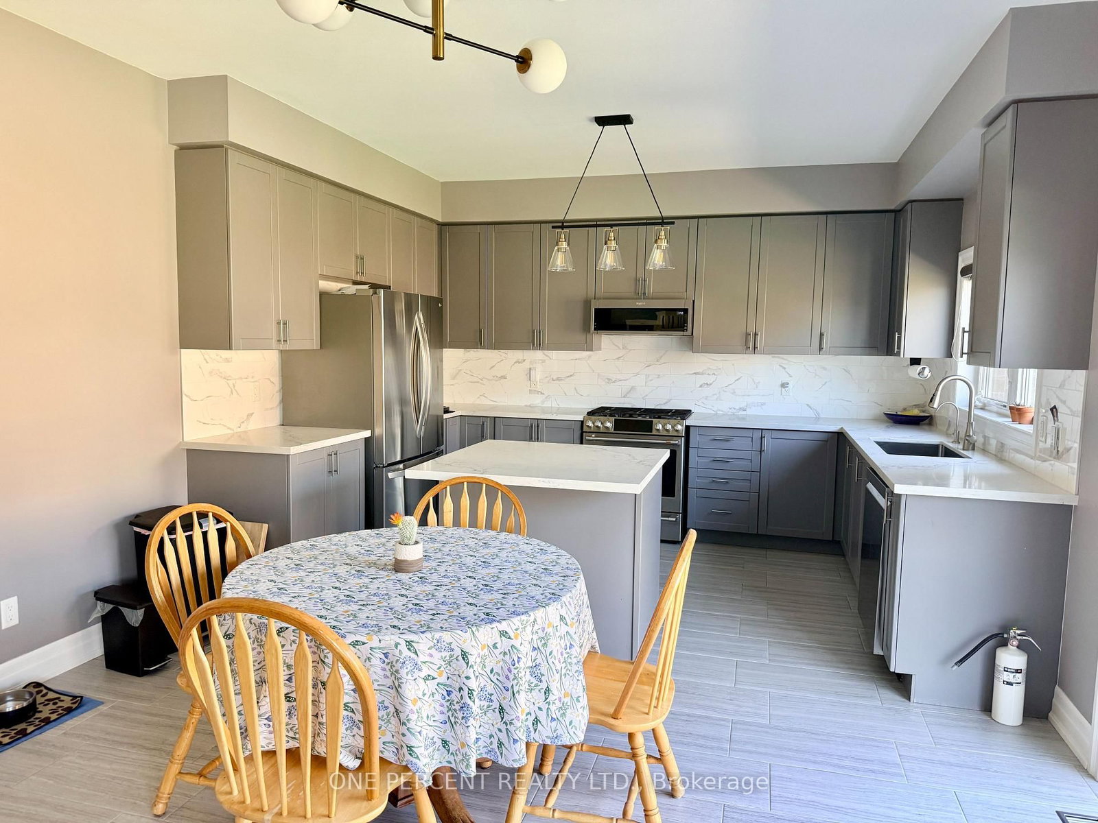 52 Bianca Crescent • Wasaga Beach, ON photo 4