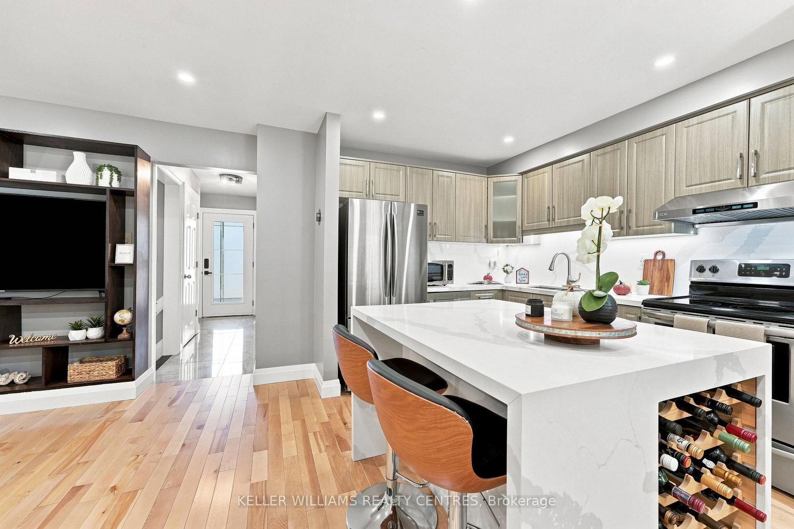 36 Chaucer Crescent • Barrie, ON photo 11