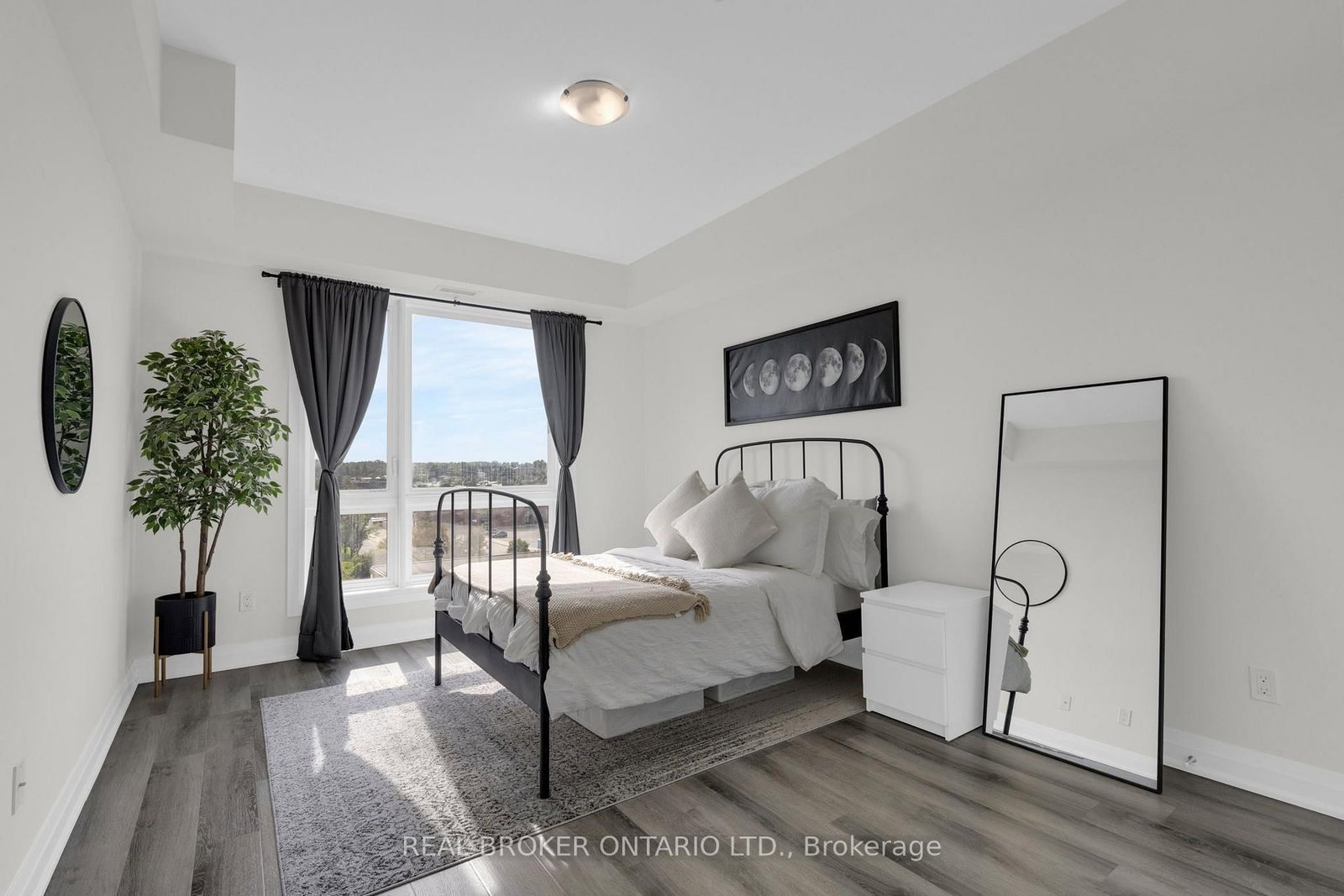 299 CUNDLES Road E • #604 • Barrie, ON photo 10