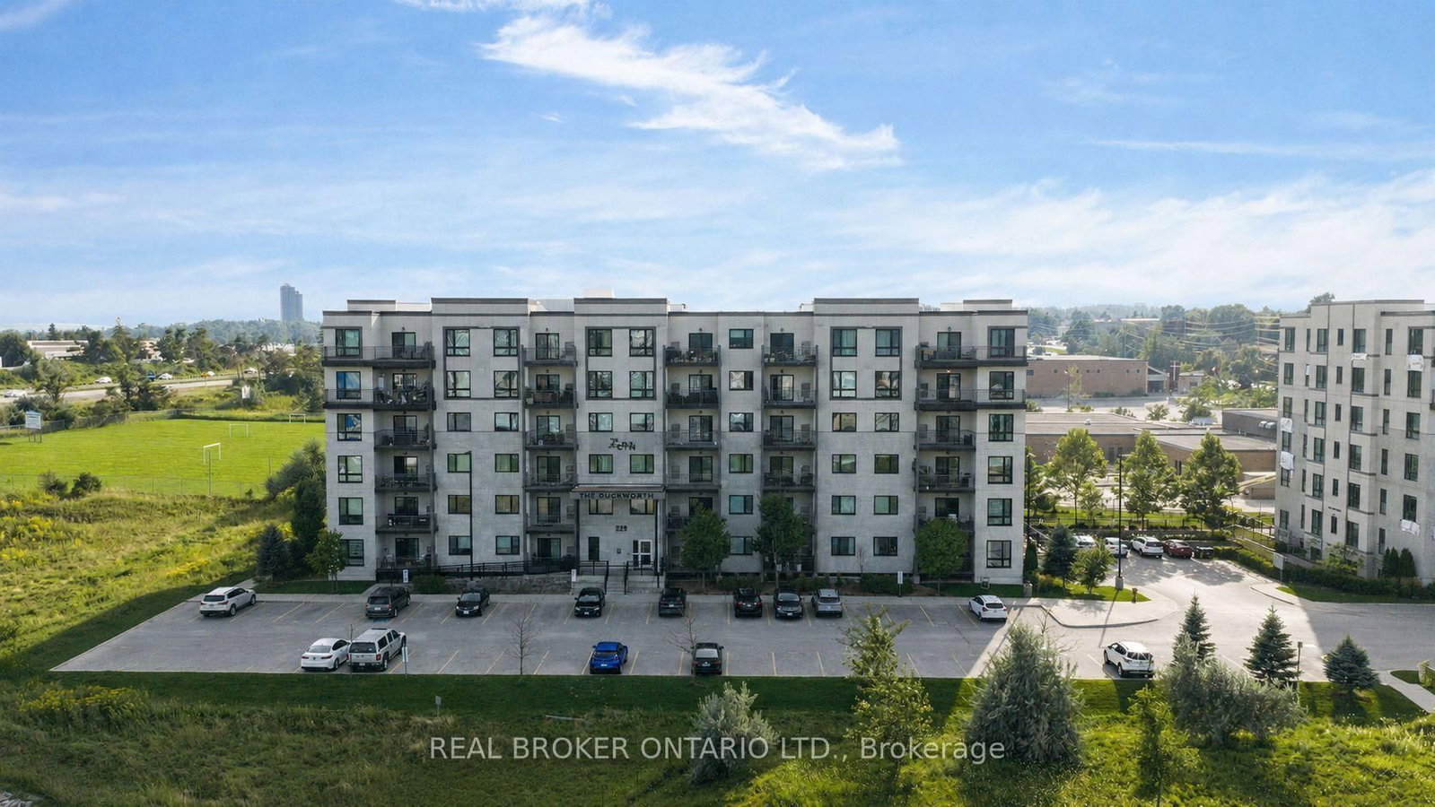 299 CUNDLES Road E • #604 • Barrie, ON photo 26