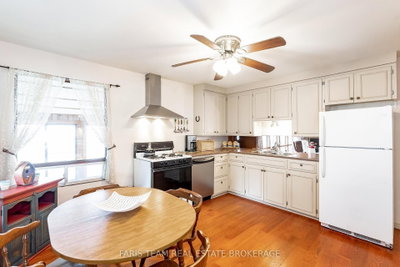 1697 Champlain Road • Tiny, ON photo 5