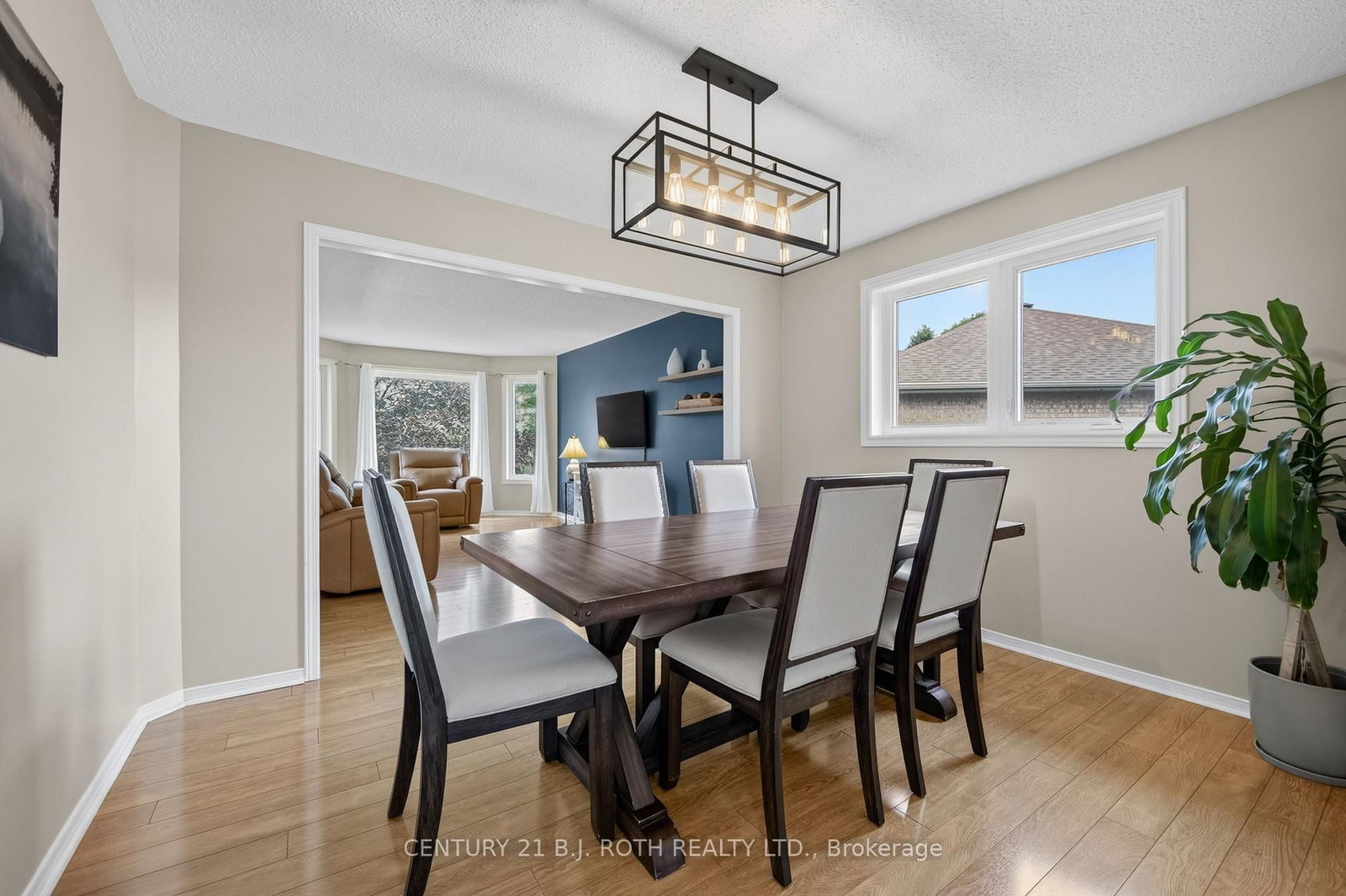23 Carter Crescent • Orillia, ON photo 10