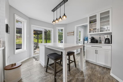 23 Carter Crescent • Orillia, ON photo 6