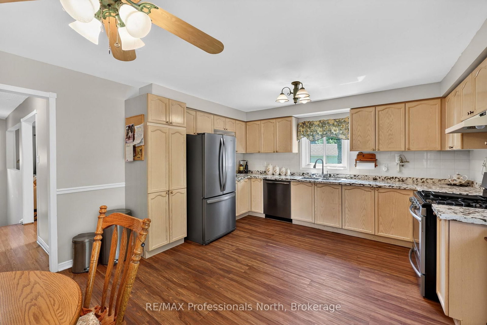 48 Fairway Crescent • Wasaga Beach, ON photo 16